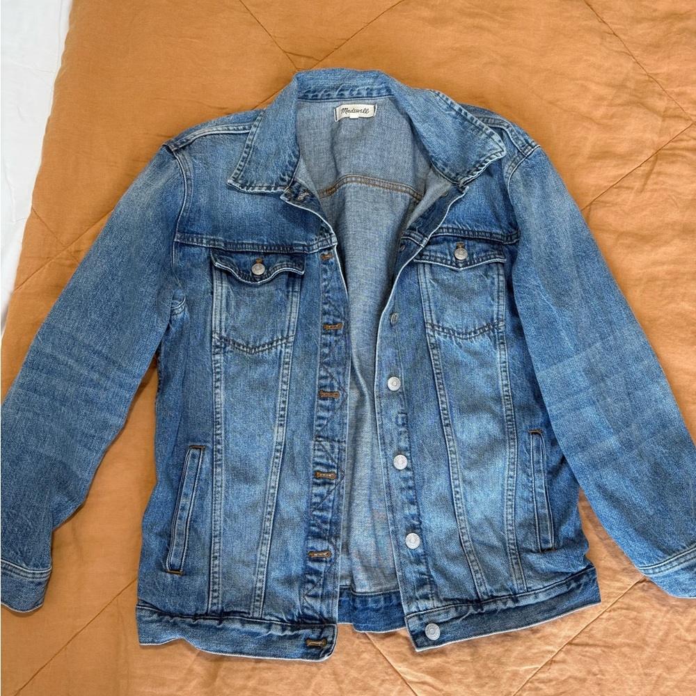 Madewell The Jean Jacket Relaxed in Capstone Wash - Picture 3 of 6
